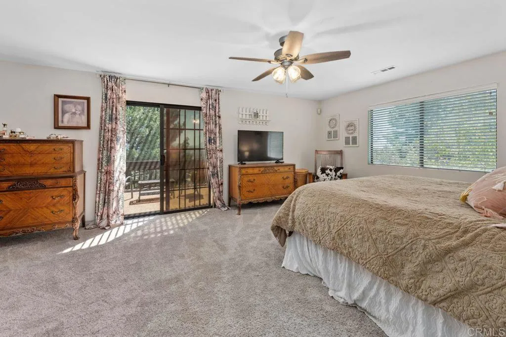 https://cdn.realtyfeed.com/cdn/127/306674481/a34ba3dfebad13840bb64b382c0f3928.webp