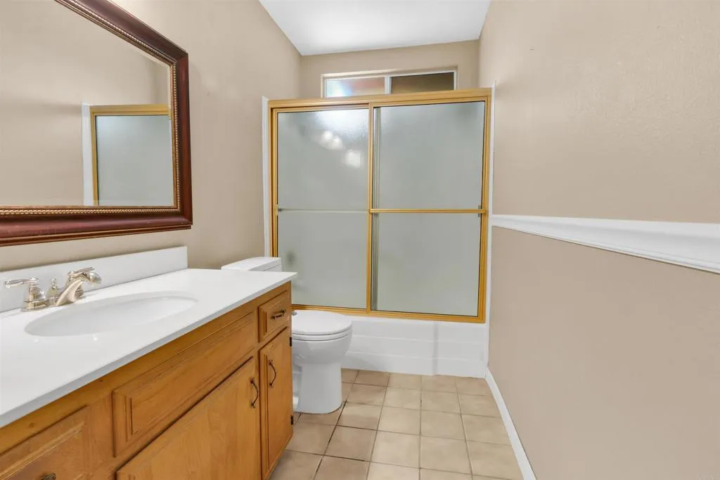 https://cdn.realtyfeed.com/cdn/127/306674537/74fa28fea9885a15eec3912a60a170d3.webp
