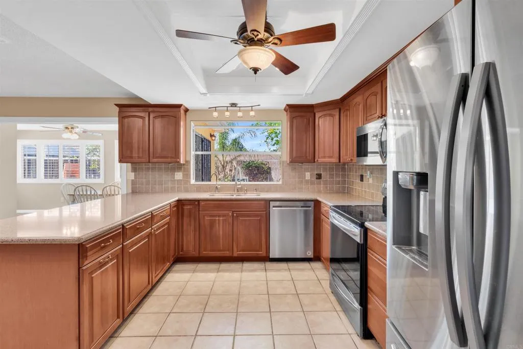 https://cdn.realtyfeed.com/cdn/127/306674537/b3699c8fab918ad98723693ae6fcbd21.webp