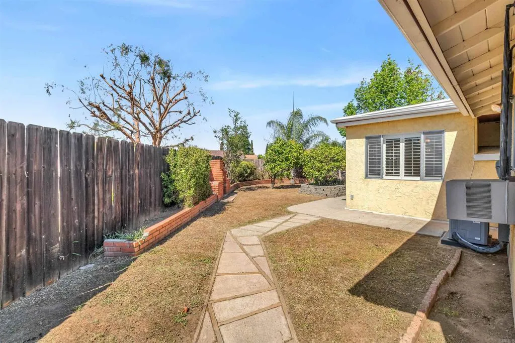 https://cdn.realtyfeed.com/cdn/127/306674537/bbf0793d843515d3db3a51cf5ebae801.webp