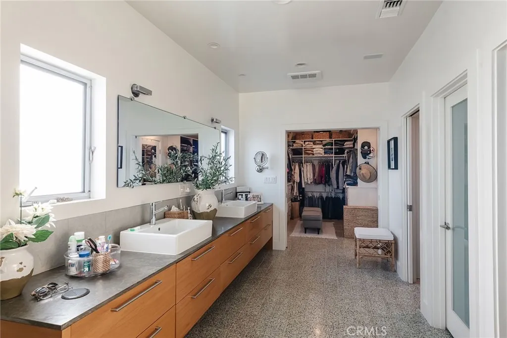 121 16th Street, Manhattan Beach, CA, 90266