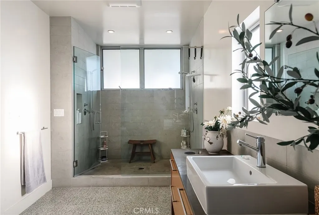 121 16th Street, Manhattan Beach, CA, 90266