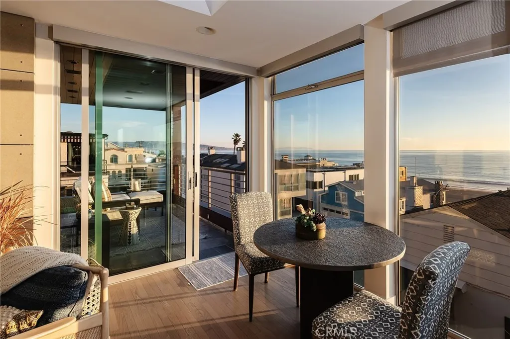 121 16th Street, Manhattan Beach, CA, 90266