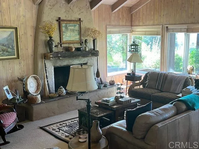 https://cdn.realtyfeed.com/cdn/127/306674632/0b156665f847947156048e5b7a37a5e9.webp
