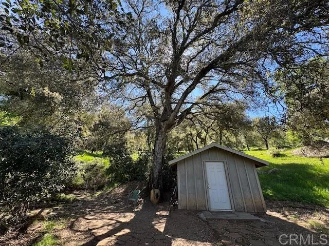 https://cdn.realtyfeed.com/cdn/127/306674632/5d9ce1c707e89b18fc2130b899f09b6d.webp