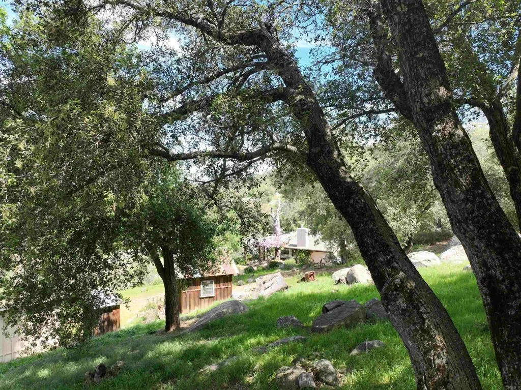 https://cdn.realtyfeed.com/cdn/127/306674632/8ed880567b53636fa2c21e22e405f5ed.webp