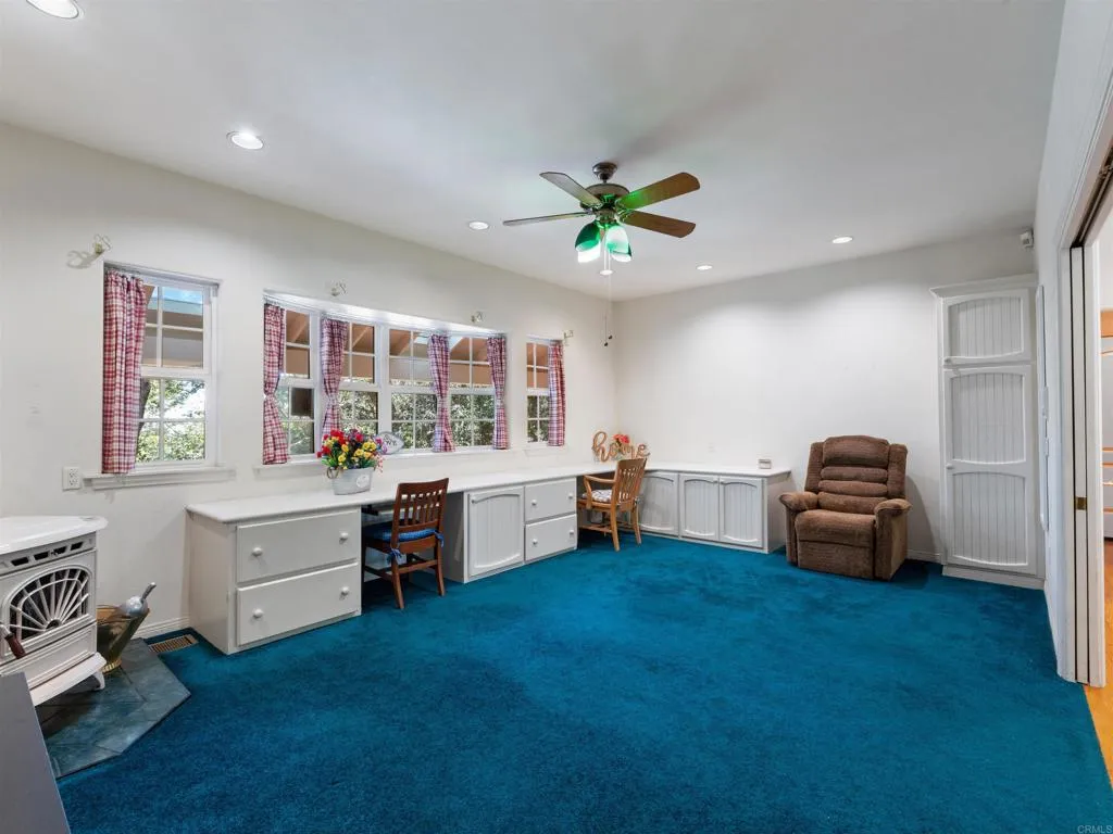 https://cdn.realtyfeed.com/cdn/127/306674672/8ad6397d096558e18ee86525b4fb68e0.webp