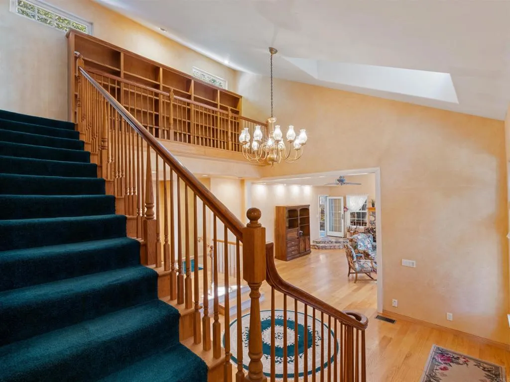 https://cdn.realtyfeed.com/cdn/127/306674672/aec683b503e5c03ce27ed292e5a6073a.webp