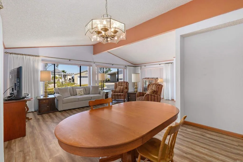 https://cdn.realtyfeed.com/cdn/127/306674783/159389e37390a95d1ffe118607824712.webp