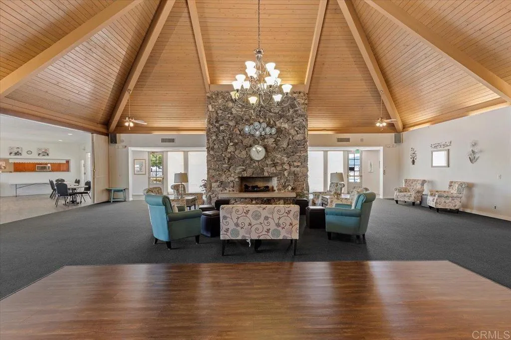 https://cdn.realtyfeed.com/cdn/127/306674783/486da4b1960bab8d95abe9772520c4d9.webp