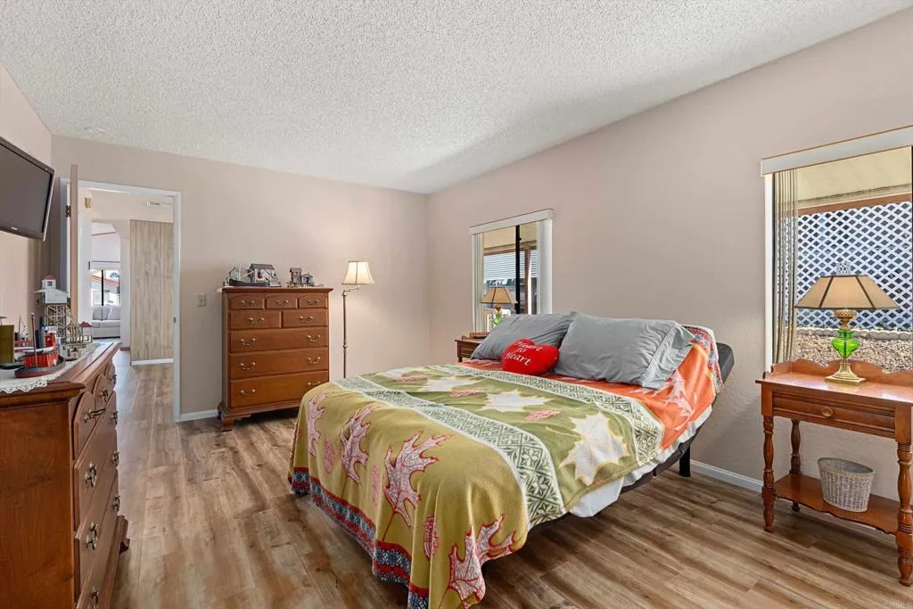 https://cdn.realtyfeed.com/cdn/127/306674783/5fa0662d234341f37048e45e046f2aa9.webp
