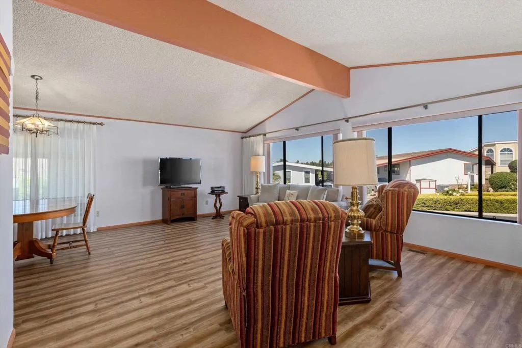 https://cdn.realtyfeed.com/cdn/127/306674783/b0360cb42ef62b4781bcca07a0b53f3d.webp