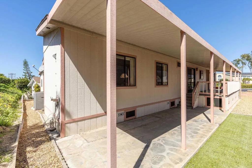 https://cdn.realtyfeed.com/cdn/127/306674783/c1bf122b2c387a0394498d791fe8db79.webp
