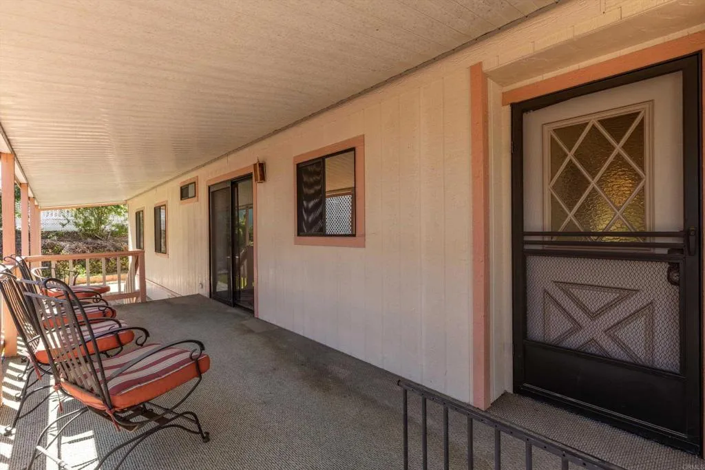 https://cdn.realtyfeed.com/cdn/127/306674783/c5f0fb7a6e2c1d295a5f28f614b06975.webp