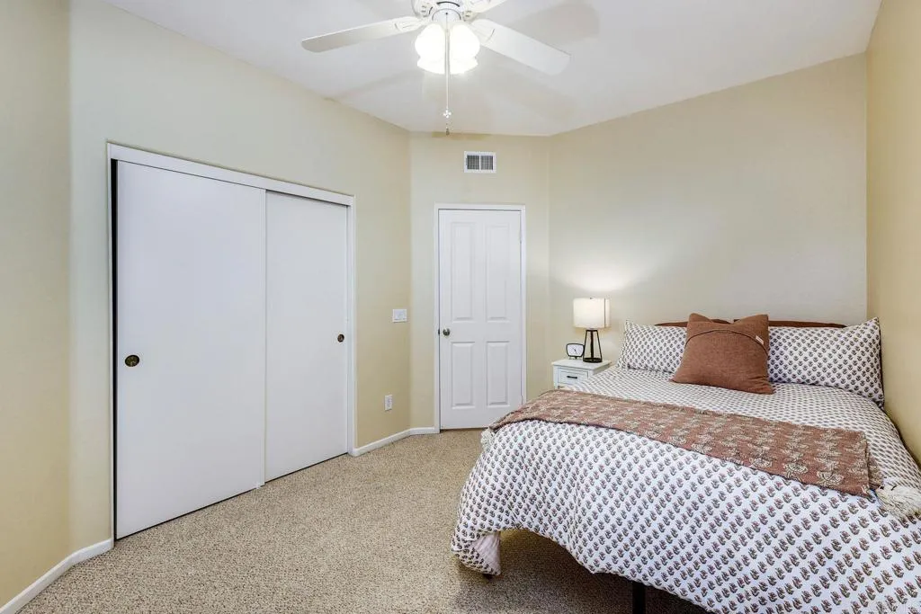 https://cdn.realtyfeed.com/cdn/127/306674846/bb1ee9c4269f1dc6432491ae8386f437.webp