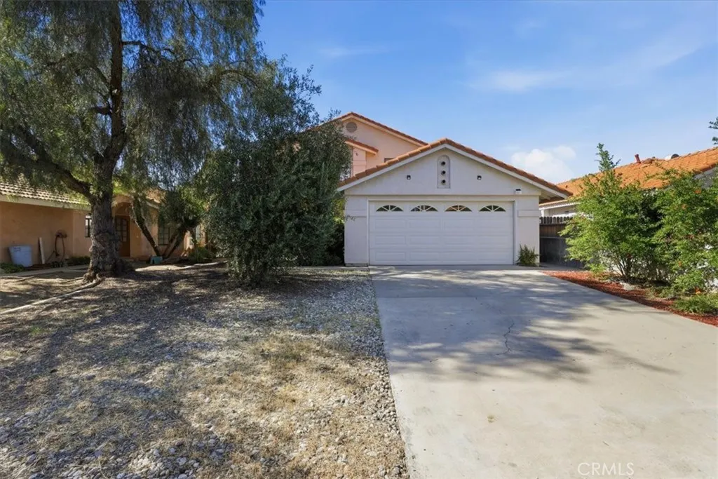39649 Oak Cliff, Temecula, CA 92591 - Photo 2 of 36, Temecula, CA