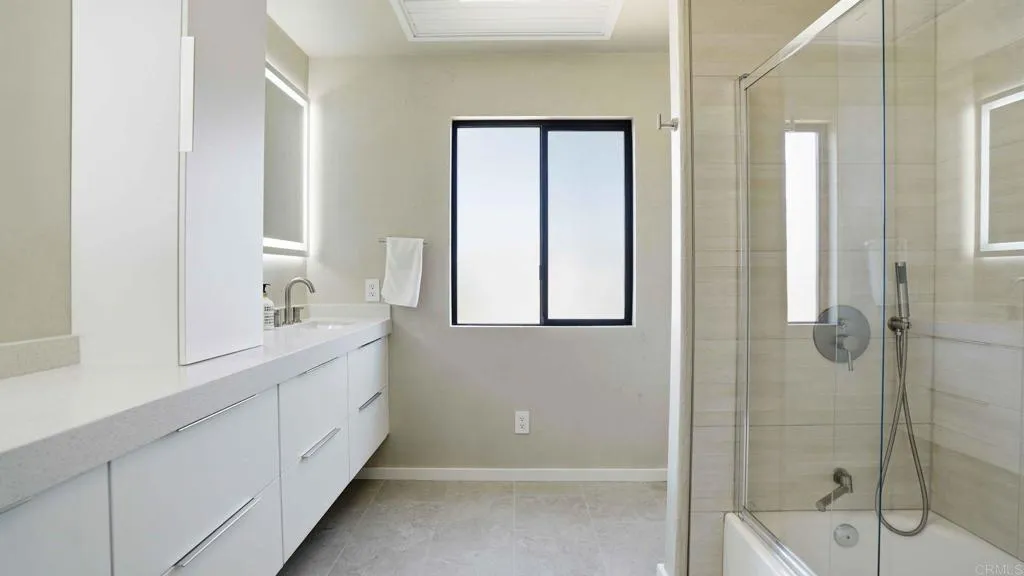 https://cdn.realtyfeed.com/cdn/127/306674969/0f58323b655290e8d3d00ec994ff0026.webp