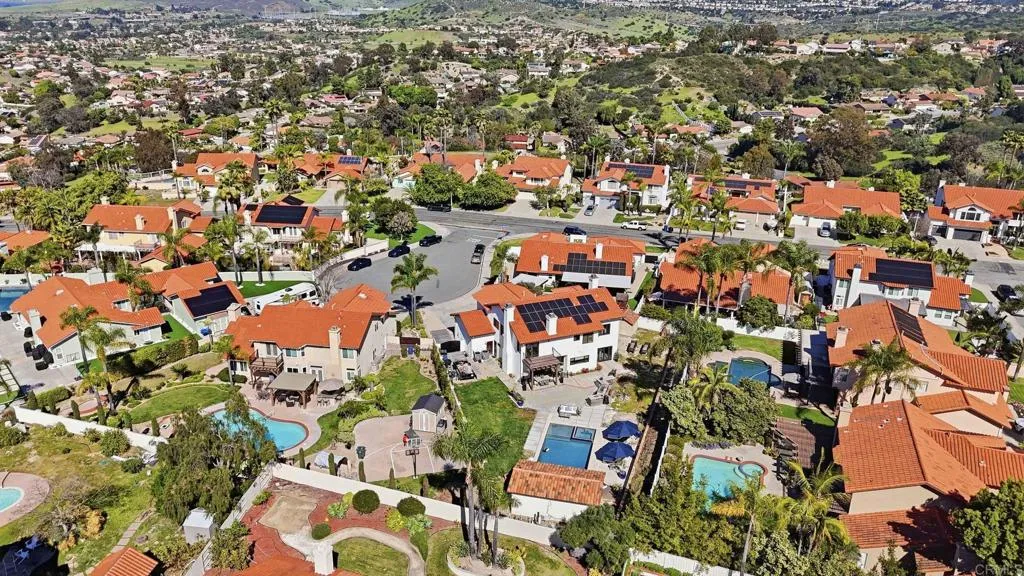 https://cdn.realtyfeed.com/cdn/127/306674969/74008268c7d6a0af71cd7c76ca5681c2.webp