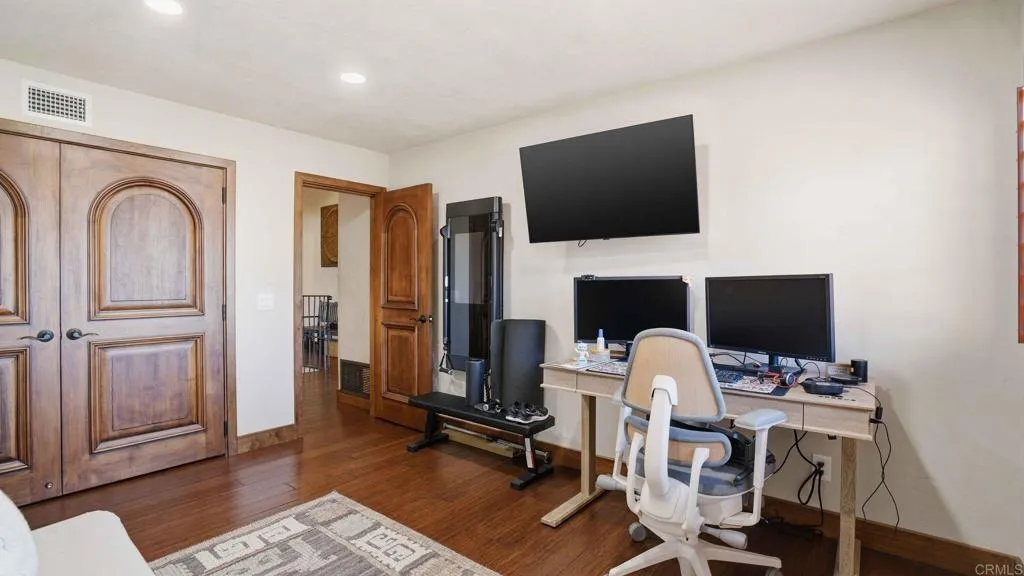 https://cdn.realtyfeed.com/cdn/127/306674969/c60d8e132c28ea9624fe0d8f9b251933.webp