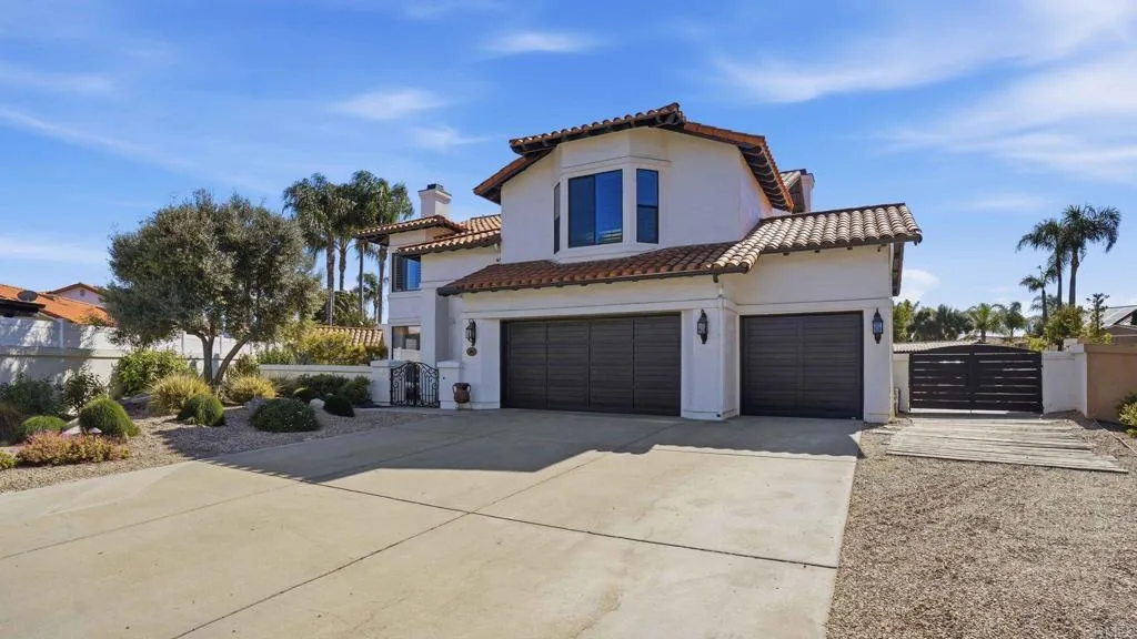https://cdn.realtyfeed.com/cdn/127/306674969/f4f575771bd849ee94da65101200a4cd.webp