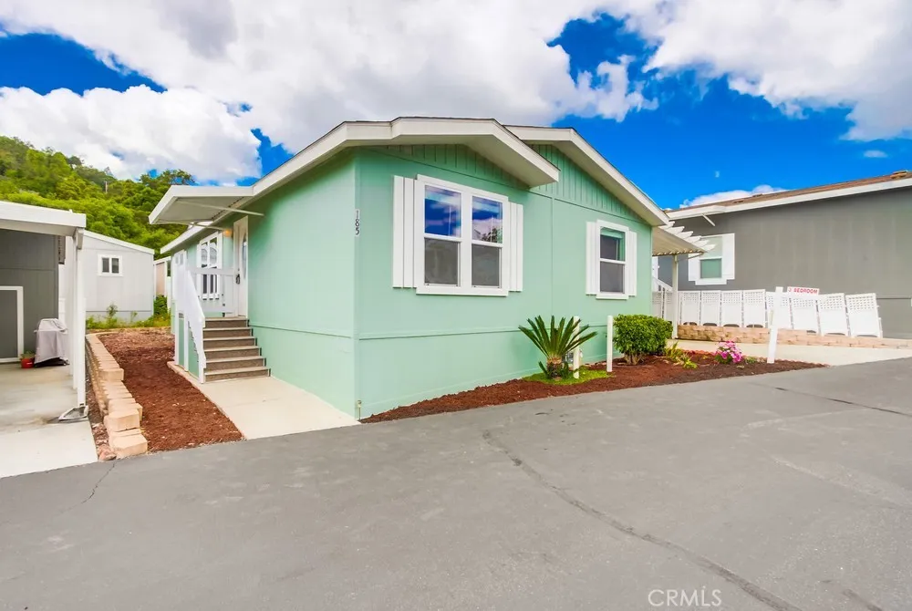 https://cdn.realtyfeed.com/cdn/127/306674982/1ce4ddb01e5000087e2268485b73112f.webp