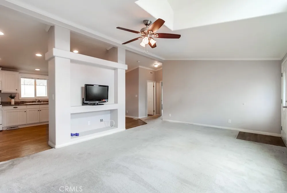https://cdn.realtyfeed.com/cdn/127/306674982/394e760fe069bac10f42a182d818a45a.webp