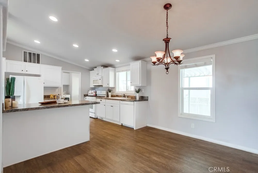 https://cdn.realtyfeed.com/cdn/127/306674982/4813a52ab60f0233db4891c067db4673.webp