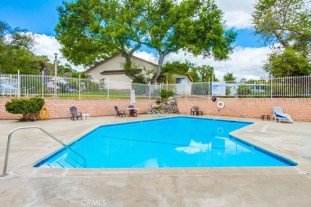 https://cdn.realtyfeed.com/cdn/127/306674982/e034e7f4c4c9ecf8d1016cac7ebada33.webp