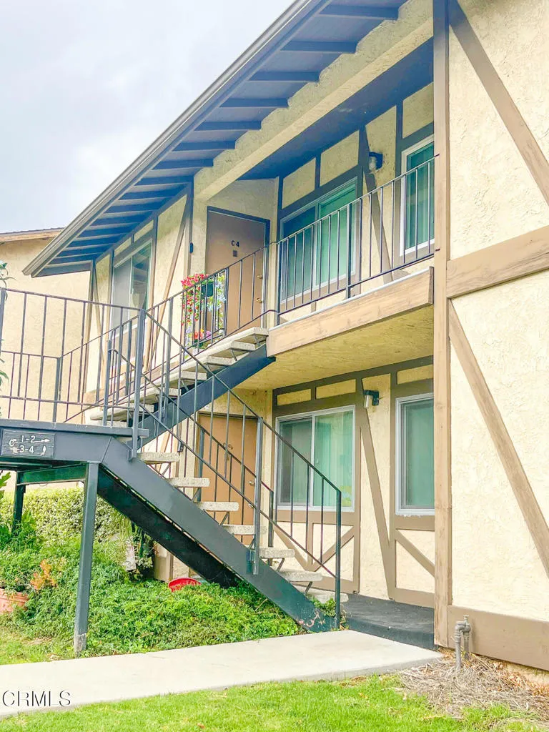 951 Warwick Avenue Unit C4, Thousand Oaks, CA 91360