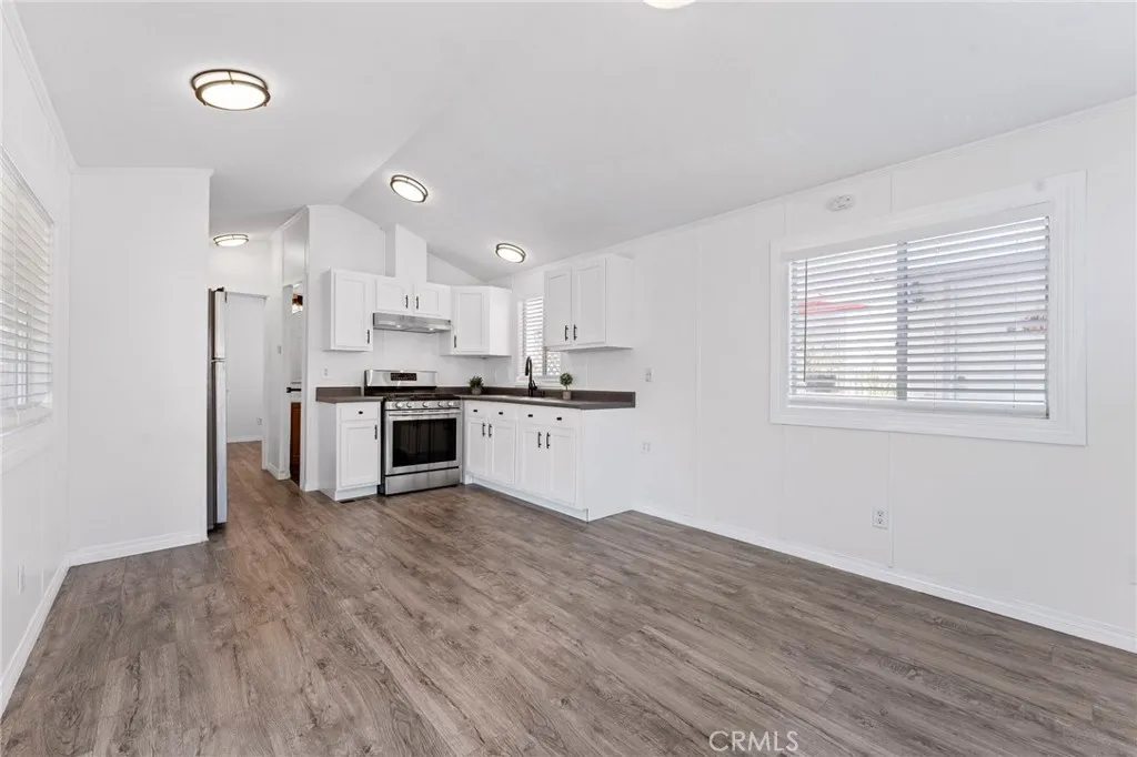 https://cdn.realtyfeed.com/cdn/127/306675087/e155f5852815a5d4b7ff66579b9a0481.webp