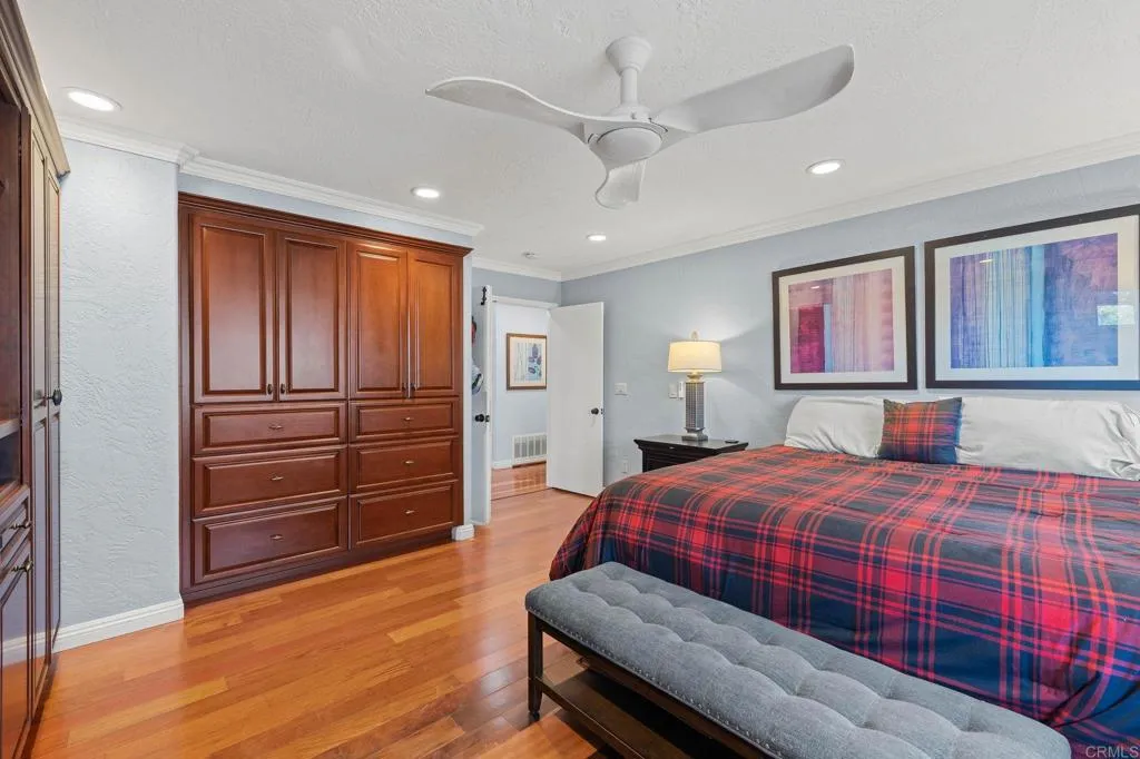 https://cdn.realtyfeed.com/cdn/127/306675117/15b06c418c008b580aae9a305baa7b93.webp