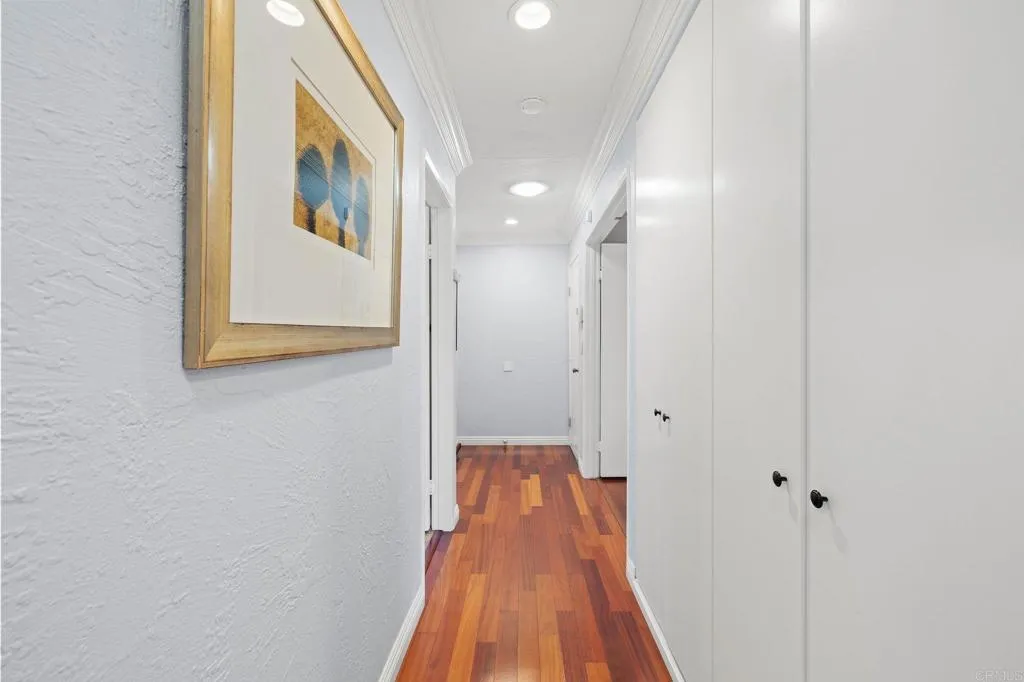 https://cdn.realtyfeed.com/cdn/127/306675117/76f5386d3345842139a5d3746c3c8b00.webp