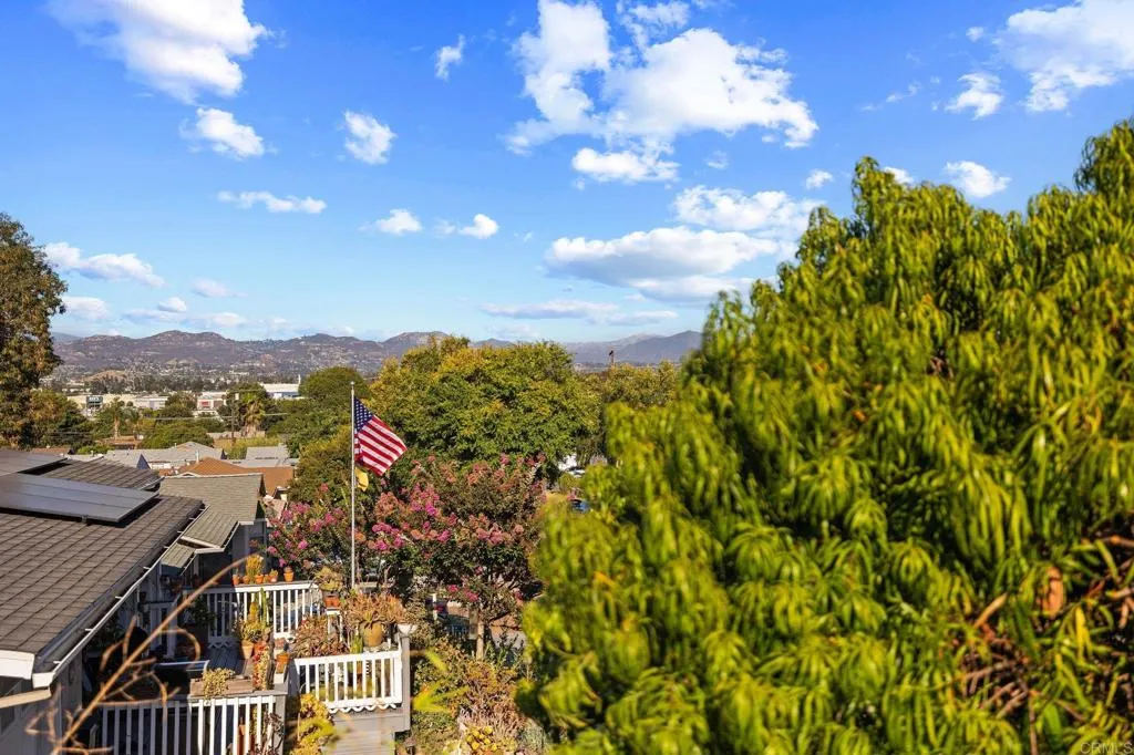 https://cdn.realtyfeed.com/cdn/127/306675117/8ad4d618961d7001051911e3771acde4.webp