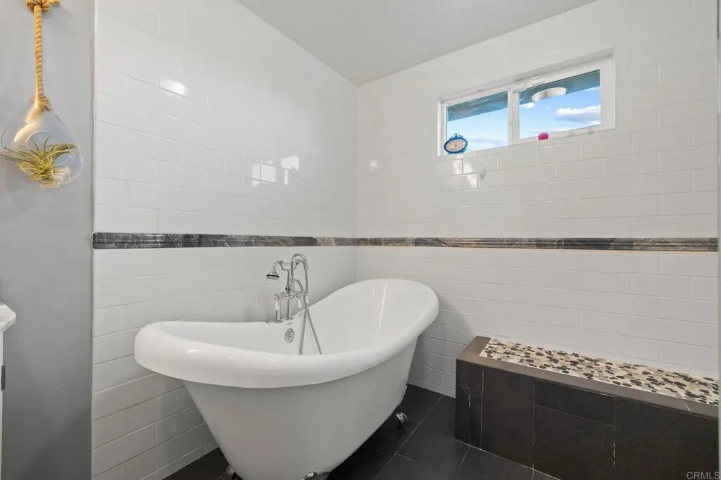 https://cdn.realtyfeed.com/cdn/127/306675117/9dcdacf318766fd4365603a2bb5e99f0.webp
