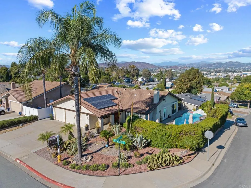 https://cdn.realtyfeed.com/cdn/127/306675117/d93332418c94972d2117b3cbc1102fce.webp