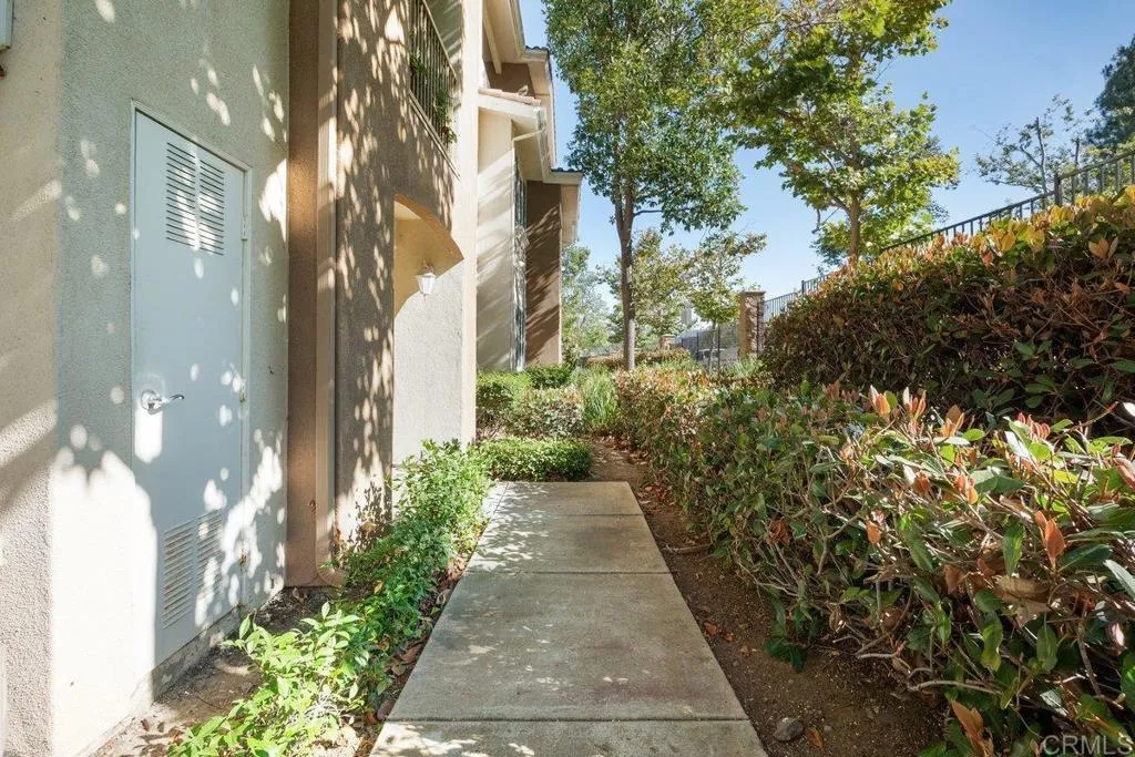 https://cdn.realtyfeed.com/cdn/127/306675129/8e51dd2ef0817d1d41077d94ad2288e9.webp