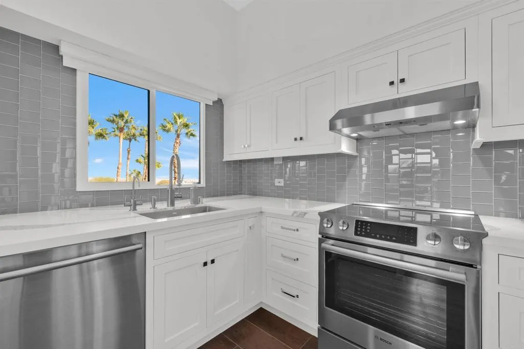 https://cdn.realtyfeed.com/cdn/127/306675270/169d32c37f74cead4e76b5e215777f9e.webp