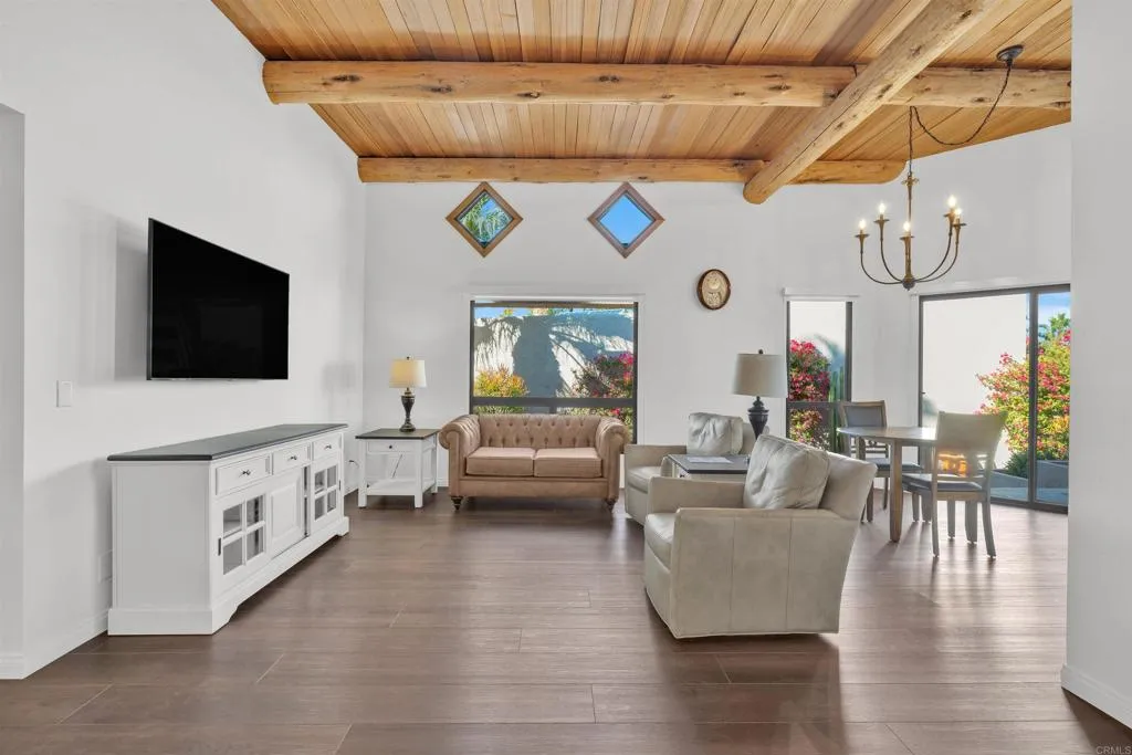 https://cdn.realtyfeed.com/cdn/127/306675270/6653478814bf47eb33355923ef518ff1.webp