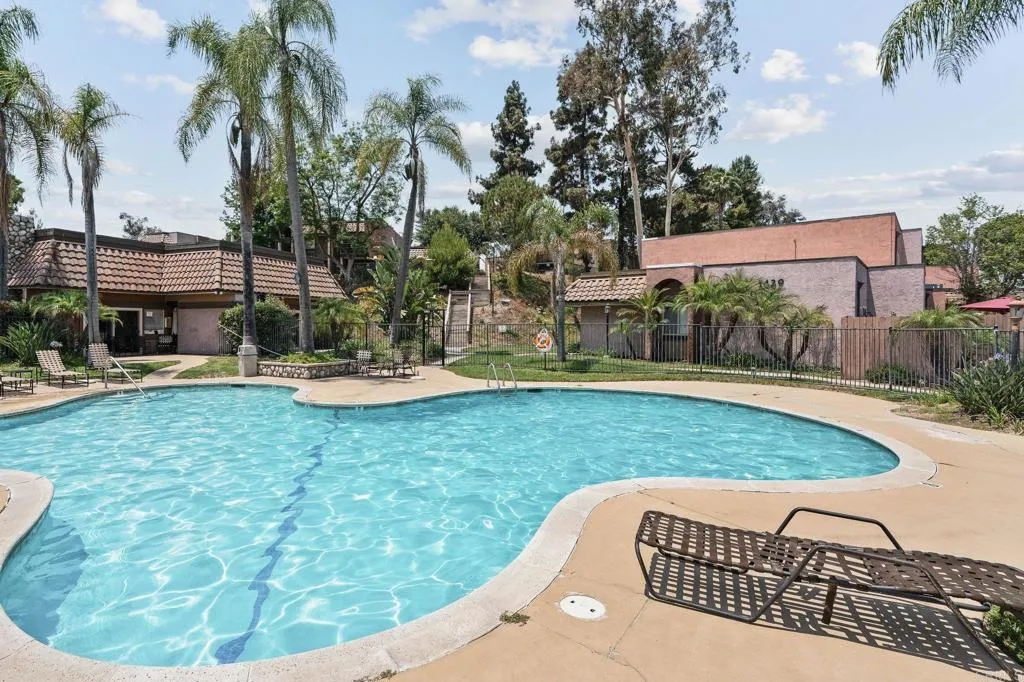 https://cdn.realtyfeed.com/cdn/127/306675329/a1438b006a804c26b215bcdab35eeab6.webp