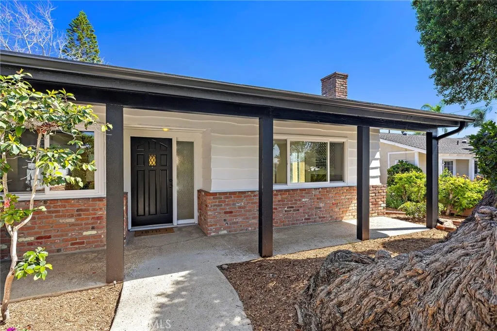 https://cdn.realtyfeed.com/cdn/127/306675387/2561d31a2ebd6746ac50c80ceab3d837.webp