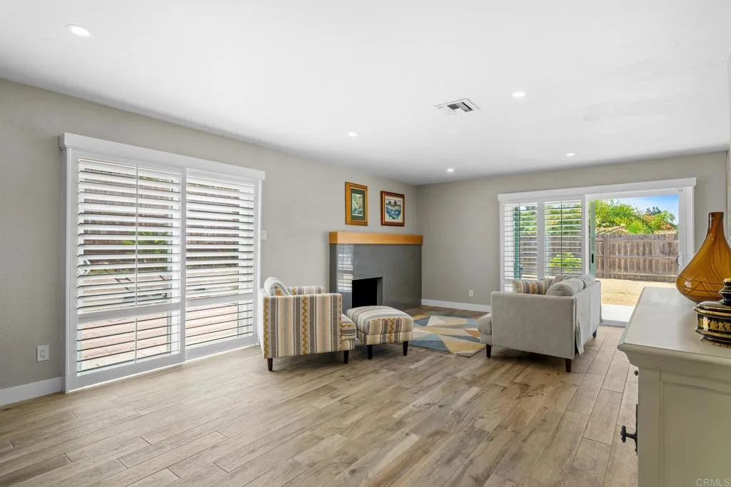 https://cdn.realtyfeed.com/cdn/127/306675426/0b0f7e279d7d3800d7076dc08cb4ad59.webp
