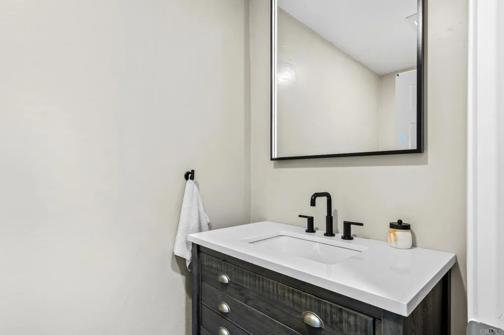https://cdn.realtyfeed.com/cdn/127/306675426/b5d3329436c14ad5d4200681d9717418.webp