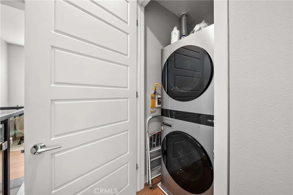 https://cdn.realtyfeed.com/cdn/127/306675432/19de8706c913e9407ee4eb3faaa16b1f.webp