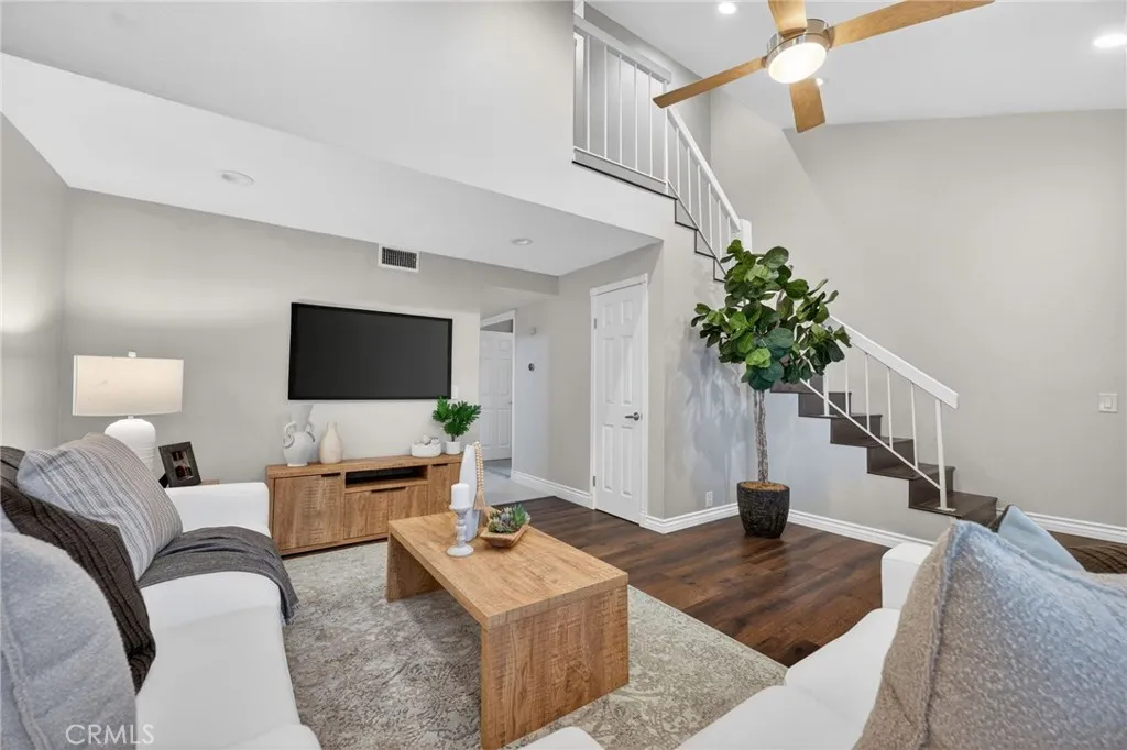 https://cdn.realtyfeed.com/cdn/127/306675583/2a2aed555c9b7f62326b45c327a1e989.webp
