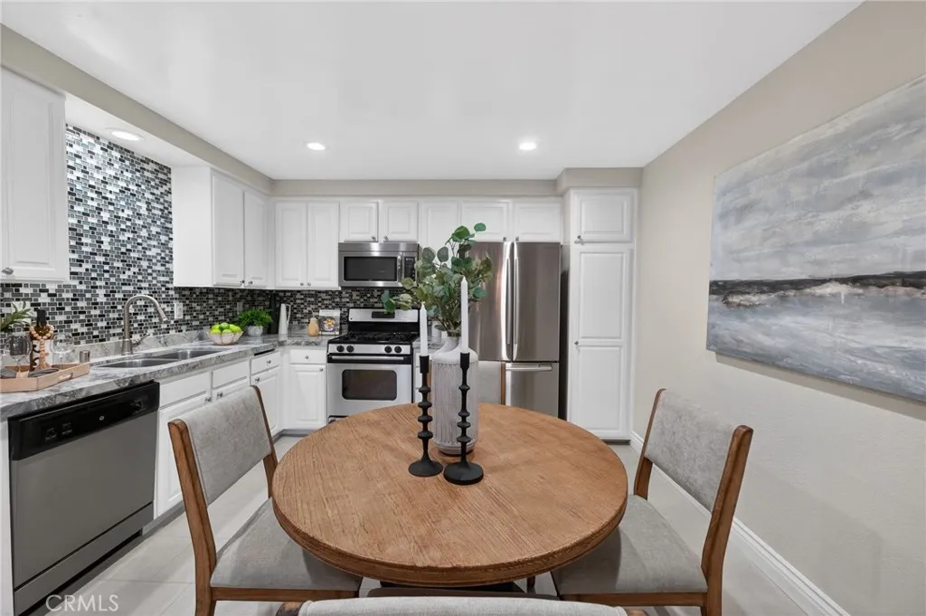 https://cdn.realtyfeed.com/cdn/127/306675583/539430dbb75b1c4aaf917070a44afee5.webp