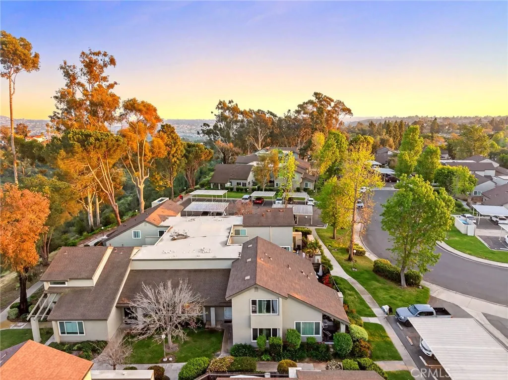 https://cdn.realtyfeed.com/cdn/127/306675583/5ebafb47ddeb846d7a989df0911f8858.webp