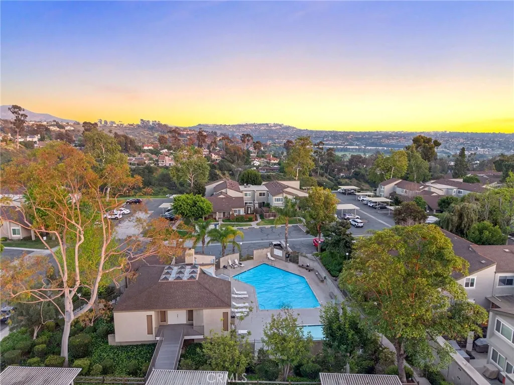 https://cdn.realtyfeed.com/cdn/127/306675583/86cf27a686446ca548936e878fa0ade7.webp