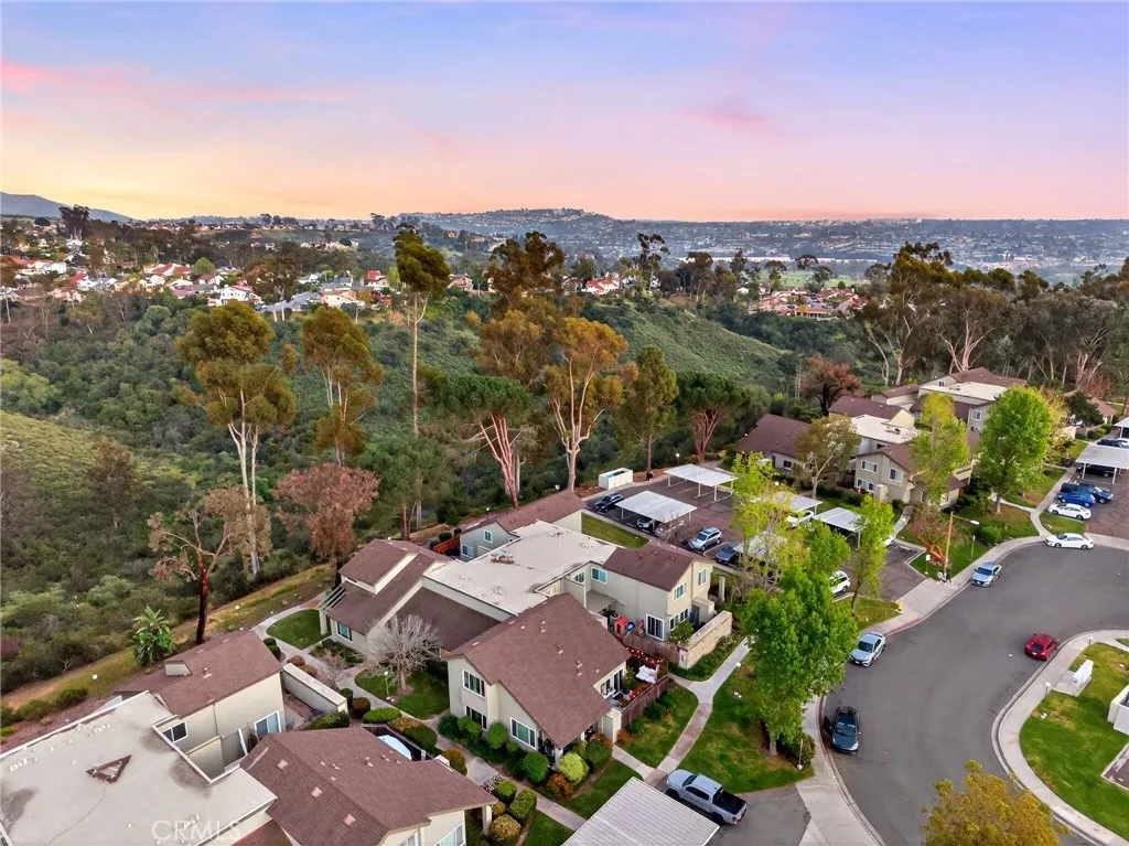 https://cdn.realtyfeed.com/cdn/127/306675583/8aec6c8cb3c8db8e60c9b3c614e52bcb.webp