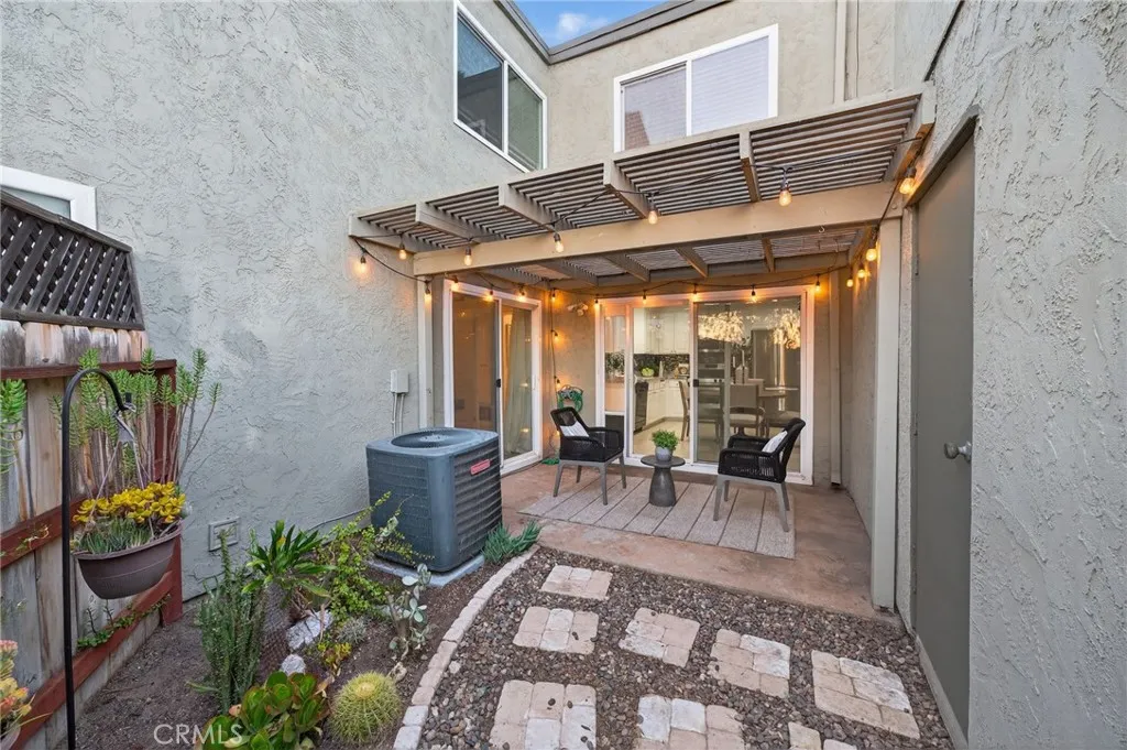https://cdn.realtyfeed.com/cdn/127/306675583/98dd3474a5c3f677c0046609e07e0424.webp