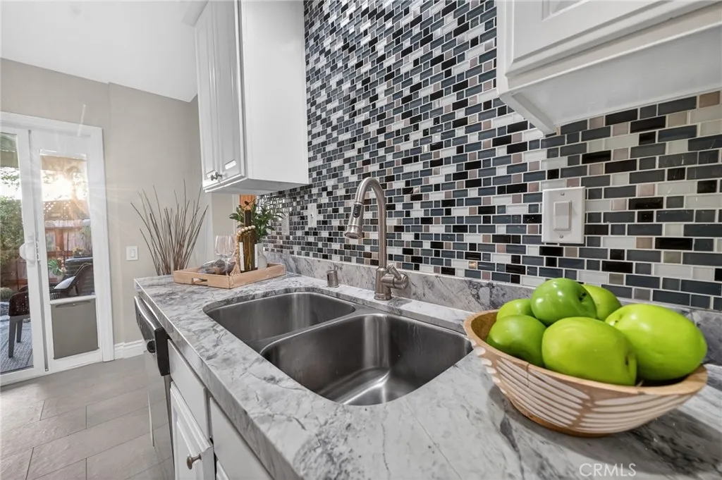 https://cdn.realtyfeed.com/cdn/127/306675583/c39130161b9fc184128a8503b24a2545.webp